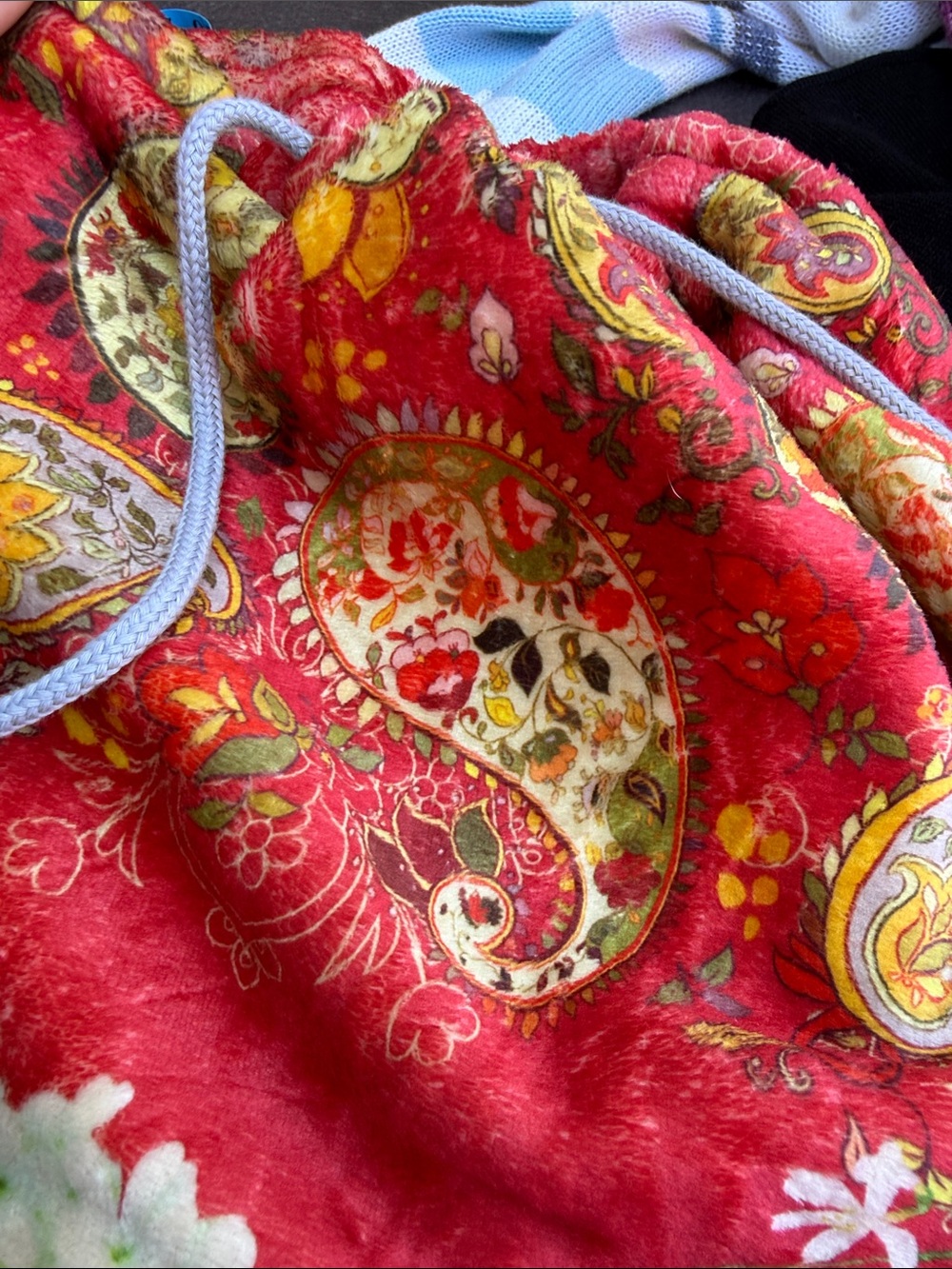 Johnny Was sling bag soft NWT red gold paisley - Picture 5 of 5